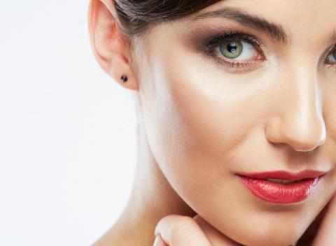 Nikdy nebudete starí na to, aby ste znovu omladli. Vyskúšajte bezbolestnú rádiofrekvenciu a zbavte sa vrások!