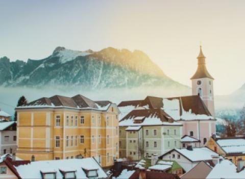 Lyžovačka uprostred rakúskych Álp. Pobyt pre dvoch v rodinnom penzióne s českými majiteľmi, bohatá polpenzia a zľavnené vstupy. 