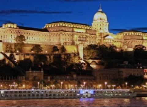 City Hotel Unio*** v centre Budapešti v tesnej blízkosti všetkých významných pamiatok a turistických atrakcií.