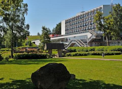 Pobyt plný relaxu v kúpeľnom hoteli Choč na pokojnom mieste v Kúpeľoch Lúčky.