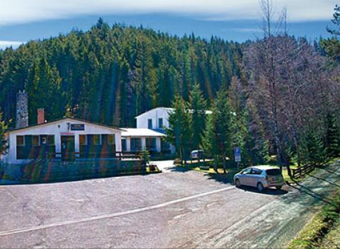 Prežite Veľkú noc uprostred krásnej prírody Vysokých Tatier. Dovolenka v hoteli Lopušná Dolina s polpenziou  a zľavami na celodenné skipasy. 