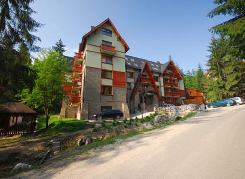 Užite si nezabudnuteľnú dovolenku plnú zážitkov v lone prírody. Ubytovanie v apartmánovom dome FATRAPARK v blízkosti nádrže Malinô Brdo.
