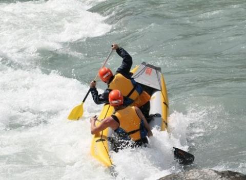 Užite si nezabudnuteľný adrenalínový zážitok, rafting na rieke Salza s nádhernou vodou a s výhľadom na krásne Hochswábske Alpy. 