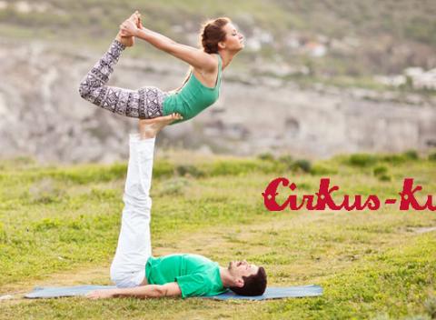 Kurz pozemnej akrobacie pre dospelých – AcroBalans alebo žonglovanie plné trikov. Vitajte v CirKusKus, prvej škole nového cirkusu.