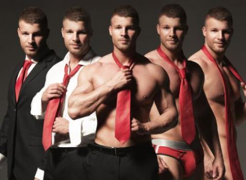 Ženy chcú sexi chlapov. Keď nie navždy, na chvíľu určite. Vždy to tak bolo a vždy to tak bude, nech komukoľvek hovoria čokoľvek. 