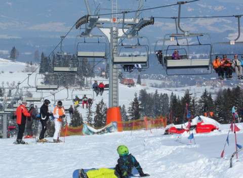 Skipasy do oceňovaného strediska Rusin-Ski v Poľsku aj cez víkendy bez doplatku.