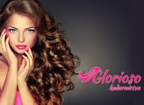 Dámsky strih, farbenie alebo spoločenský účes. V salóne Glorioso sa o vašu korunu postará profesionálna kaderníčka.