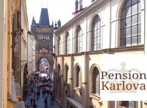 Spoznajte krásy Prahy. Pár krokov od Karlovho mosta vás privíta pekné a komfortné ubytovanie v rodinnom penzióne Karlova. 