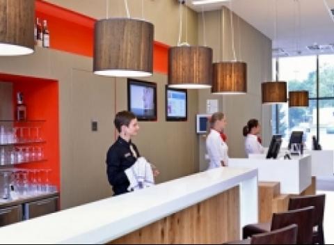 Hotel Ibis 3*** v Olomouci na 3 alebo 4 dni pre 2 osoby s raňajkami. Spoznávajte krásne mesto Olomouc, ktoré je mestom plné histórie.  