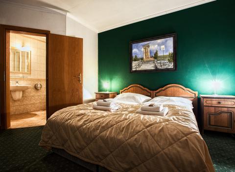 Vychutnajte si zážitok z nerušeného oddychu, športu a adrenalínu na jednom mieste. Pobyt pre dvoch s polpenziou v penzióne Zacher.  