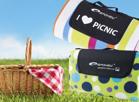 Piknikové deky s tepelnou izoláciou. Vyberte sa spolu s rodinkou či kamarátmi na piknik do parku, na lúku pri les alebo niekam k vode.