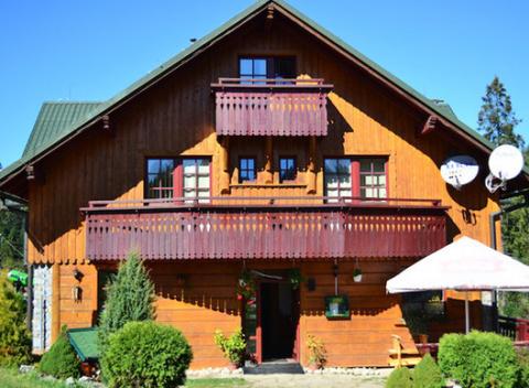 Penzión Dinda vás pozýva do malebnej doliny Ľubovnianskych kúpeľov. Počas leta si prídu na svoje najmä milovníci turistiky, hubári i rybári.