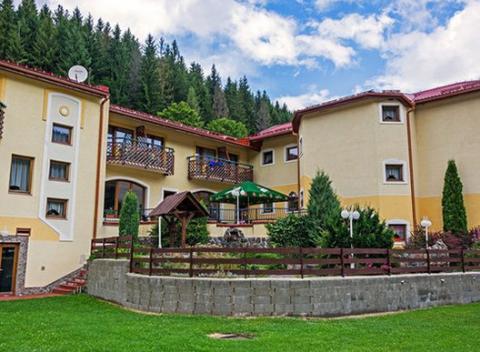 Prežite si skvelú dovolenku v Slovenskom raji. Pobyt v penzióne Salamander s polpenziou na 3-4 dni pre 2 osoby a 1 dieťa do 4 rokov zdarma.