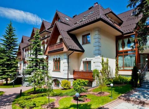 Užite si pokoj prírody v poľských Tatrách a luxusné ubytovanie s polpenziou v čarovnom 4* hoteli Belvedere Resort & Spa v Zakopanom.