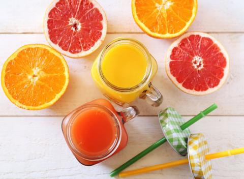 Osviežujúca citrusová bomba po tréningu, ktorá pomáha pri chudnutí. Dva 0,5 litrové nápoje nabité vitamínmi a dôležitými minerálmi. 