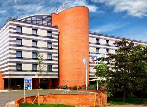 Spoznajte krásy a pamiatky metropoly Čiech. Užite si 2 či 3 dňový pobyt s raňajkami v Prahe v komfortnom hoteli Expo***. 