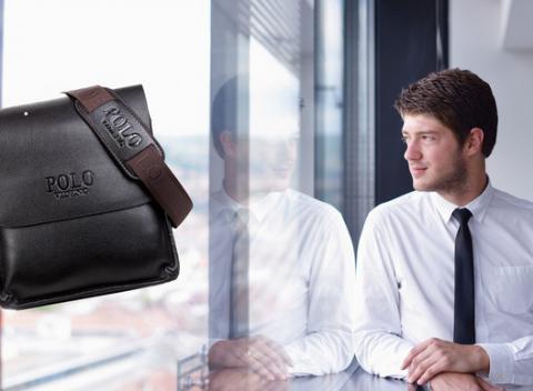 Štýlová a elegantná pánska taška POLO na plece, do ktorej sa pohodlne zmestia vaše doklady a ďalšie osobné veci. 