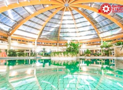 Oddýchnite si v Maďarsku na mieste plnom cyklotrás. Čaká vás 3* hotel Gastland Átrium s polpenziou a celodennou vstupenkou do termál parku. 