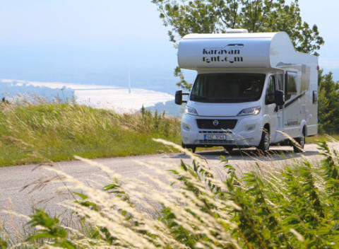 Prenájom autokaravanov až pre 6 osôb s vysokým komfortom – s platnosťou až do konca roka 2020.