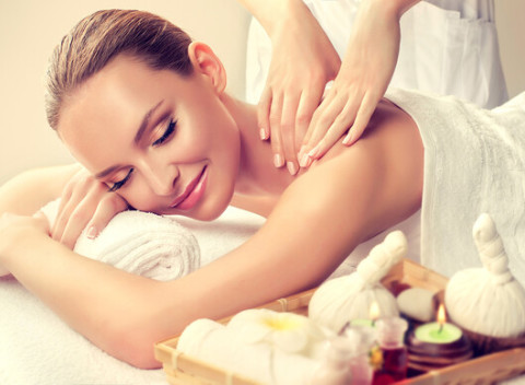 Klasická masáž, aromaterapeutická masáž, bankovanie alebo masáž s muzikoterapeutickými prvkami.