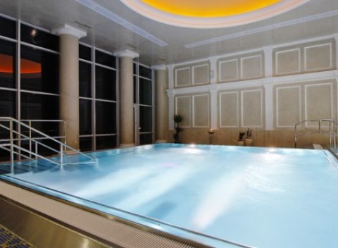 Kúpele Brusno - VEĽKÁ NOC alebo predveľkonočný pobyt s plnou penziou, procedúrami a wellness