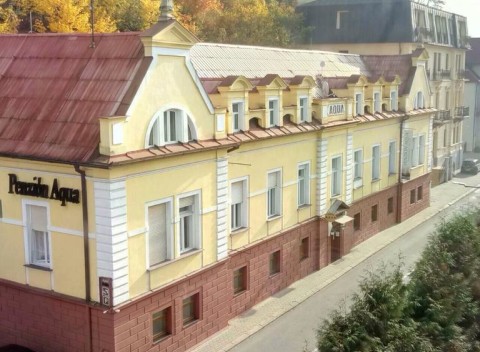 Vyberte sa za oddychom do kúpeľov Trenčianske Teplice do historického Penziónu Aqua***.