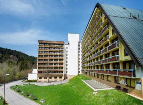 VEĽKÁ NOC v hoteli Sorea Ľubovňa s procedúrami, bazénom a zábavou. 2 deti ubytovanie ZDARMA!