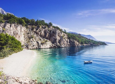 Makarská riviéra s ubytovaním vo Vile Marta a dopravou autobusmi RegioJet.