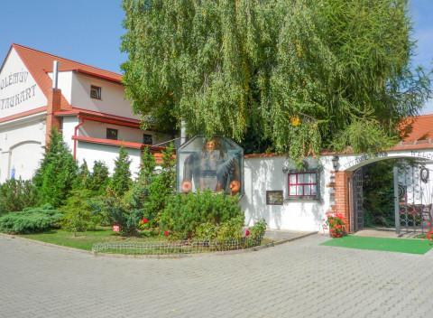 Praha v Hoteli Golden Golem *** len 20 minút od centra s poukazmi na večeru + raňajky.