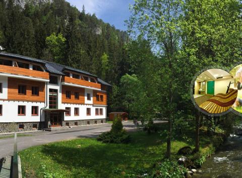 Jarná turistika alebo oddych v novom rezorte RiverSide Jasná. Ideálne ubytovanie pre rodiny s deťmi, polpenzia a množstvo aktivít a výletov.