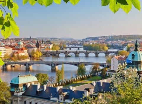 Vydajte sa objavovať jedno z najkrajších miest v Európe - Prahu. Pobyt vo dvojici v štýlovom 4* hoteli Galerie Royale v centre mesta.