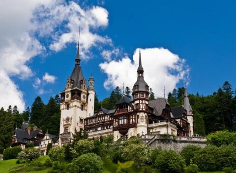 Vyberte sa za najkrajšími klenotmi Rumunska počas last minute zájazdu po horskom priechode Transfăgărăsan. Sedemdňový pobyt s prehliadkami.