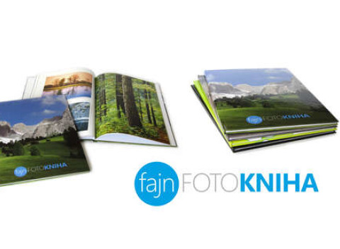 Veľká fotokniha A4 plná vašich spomienok v pevných doskách na kvalitnom kriedovom papieri.