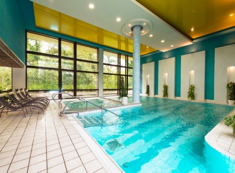 Kúpeľne procedúry, wellness, polpenzia a pobyt v modernom 4* hoteli Danubius Health Spa Resort Palace v slovenských kúpeľoch Piešťany.