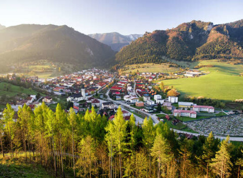 Penzión Goral: Objavte Terchovú – jeden z najkrajších krajov Slovenska.