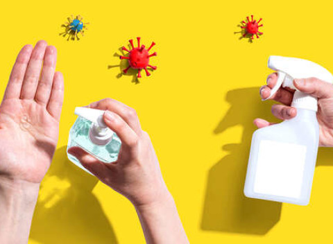 Ochranné prostriedky na ruky – dezinfekcie, antibakteriálne gély a rukavice.