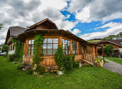 Relax na Liptove, len kúsok od aquaparkov v penzióne Gazdovský dvor s atmosférou vidieckeho sídla.