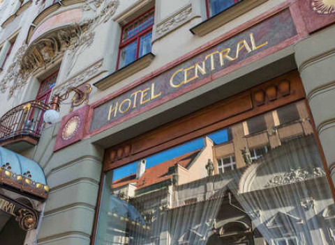 Jedinečný K + K Hotel Central**** v srdci Prahy s raňajkami a vstupom do relax zóny.