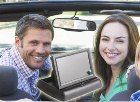 Jednoduché parkovanie a cúvanie bez odretých nárazníkov! Cúvajte bezpečne a s prehľadom pomocou zadného parkovacieho asistenta.