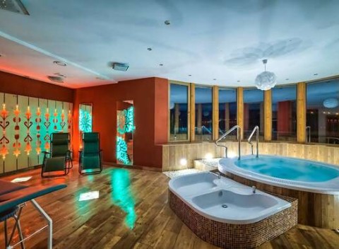 Poľský dovolenkový rezort Montenero s wellness a zľavou do termálov Goracy Potok.