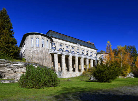 Letná regenerácia v Kúpeľoch Vyšné Ružbachy s polpenziou, wellness a množstvom liečebných procedúr.