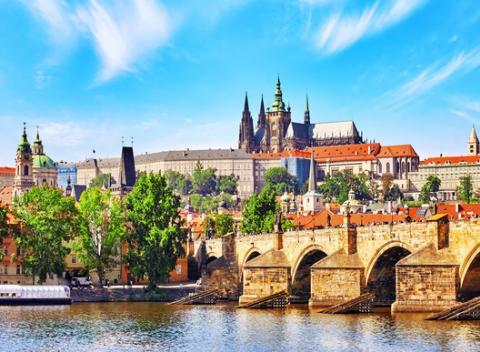 Spoznajte krásy a historické pamiatky "stovežatej" Prahy. Lacný pobyt v Prahe neďaleko centra s dieťaťom do 6r. zadarmo v Hosteli Marabou.