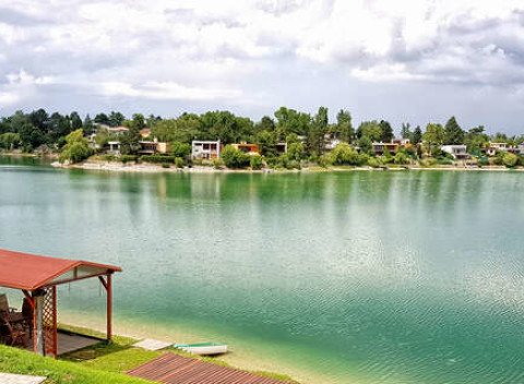 Leto na Slnečných jazerách s neobmedzeným kúpaním, paddleboard-om a polpenziou.