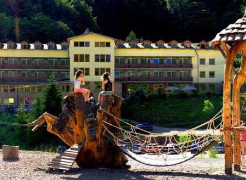 Relaxačný wellness pobyt pre 2 osoby v hoteli Javorna s raňajkami v cene.