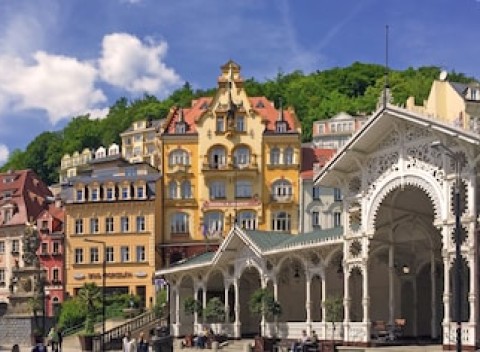 Romantický víkend pre dvoch s raňajkami v  Karlových Varoch v hoteli Romance Puškin.