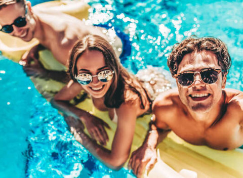 Relax, vodné radovánky a pohoda. Celodenný vstup do AQUAPARKU Senec pre dospelého.